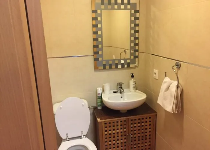 Two Bedroom In Spain Appartamento *